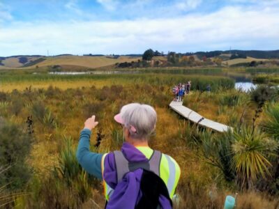 3 Apr Sinclair Wetlands Ady Explains. Photo & Caption Phil