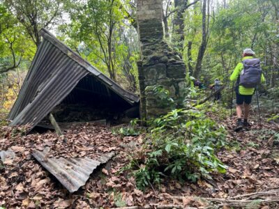 21 May Craiglowen Falls Trampers Remains Of “smeatons Shack” Photo & Caption Pam