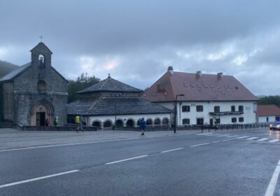 Roncevalles hotel on the right.