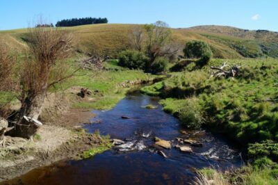 4 feb scorgies farm hikers and trampers view from the bridge, postcard perfect.photo & caption johm.jpg.png