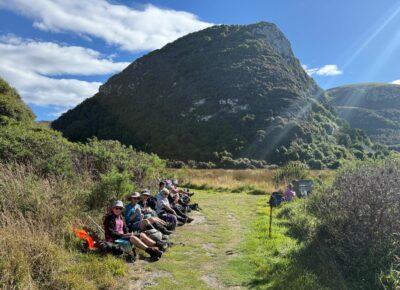 Lunchtime under the watchful eye of one of the pyramids caption and photo marijke